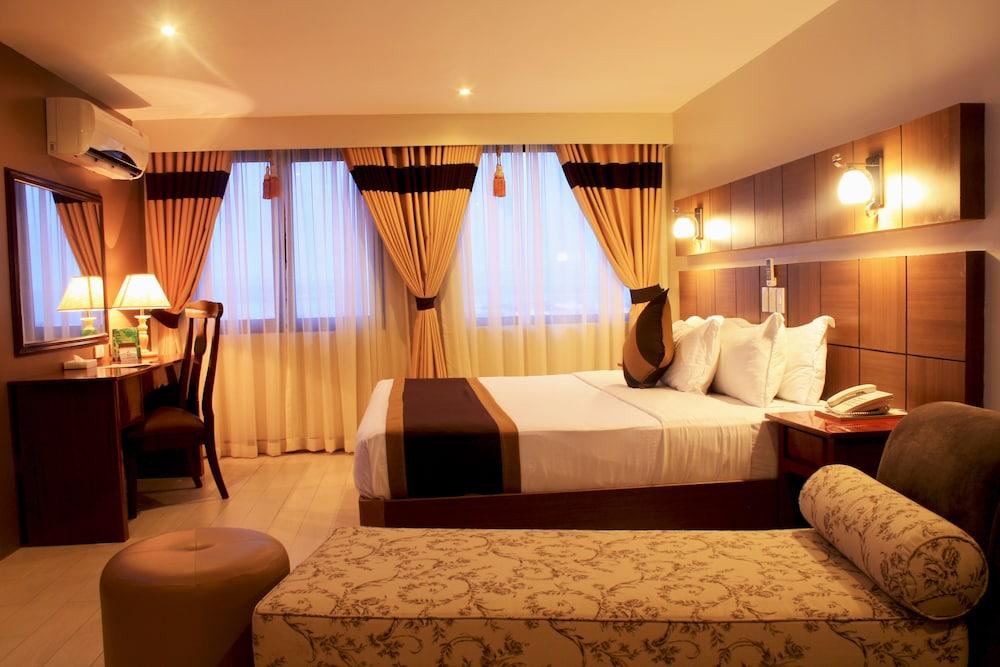The Pinnacle Hotel And Suites Davao City Extérieur photo