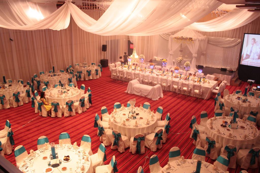 The Pinnacle Hotel And Suites Davao City Extérieur photo